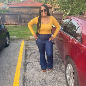 Meet your Posher, Tameka